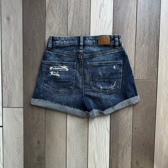 American Eagle Outfitters Pants - American Eagle Mom High Rise Shorts | Size: 2 | Like New